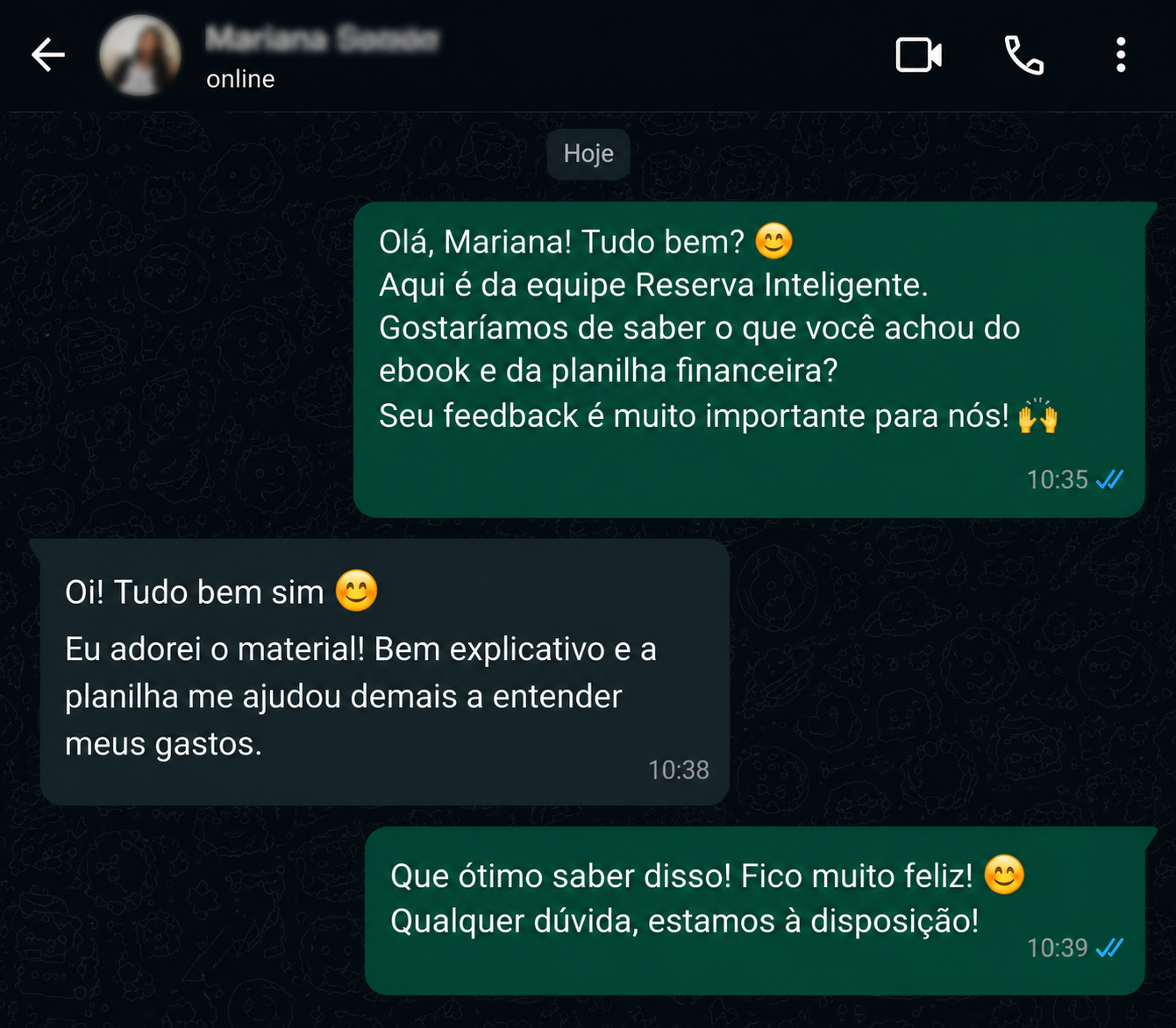 Depoimento de cliente 1 elogiando o kit financeiro no WhatsApp